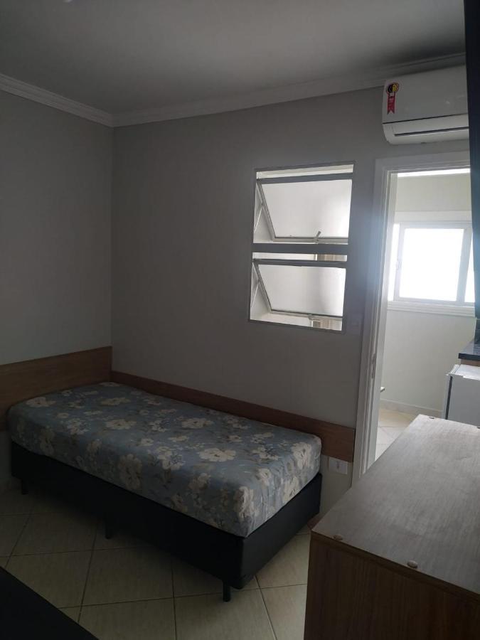 Kitnet Asturias 51B No Ed. Guariata, Proximo A Praia Das Asturias Em Guaruja Exterior photo